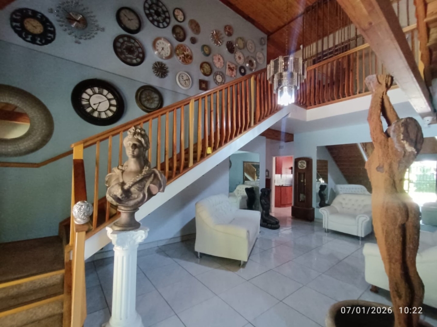 5 Bedroom Property for Sale in Wilkeville North West